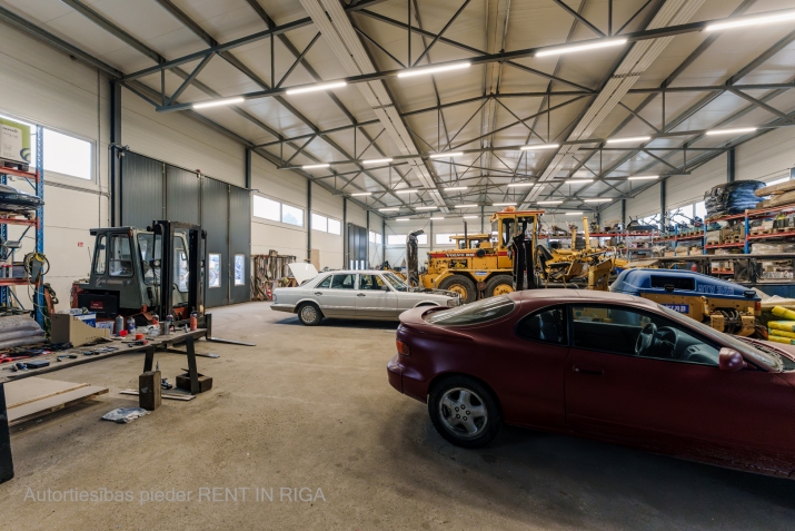 Sludinājumi. Nomai pieejams multifunkcionālas noliktavas, ražošanas vai remzonas telpas.  + Telpas tiek Cena: 3600 EUR/mēn Foto #3