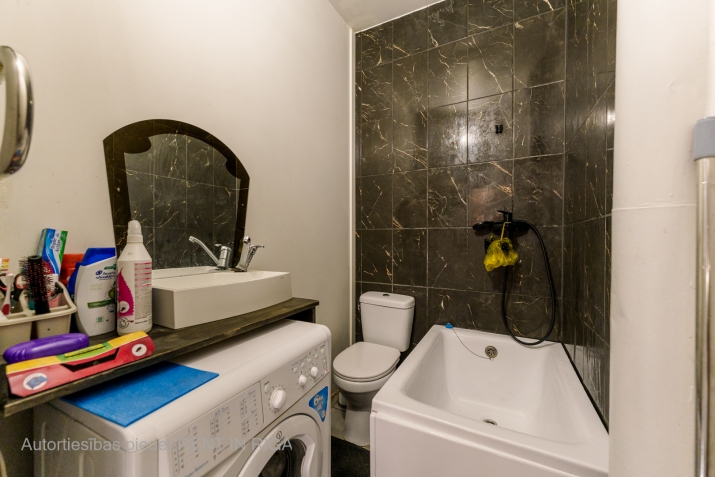 Sludinājumi. Dzīvoklis Vecrīgas sirdī - 100m attālumā no Daugavas un Akmens tilta. Netālu atrodas Galerija Cena: 117000 EUR Foto #6