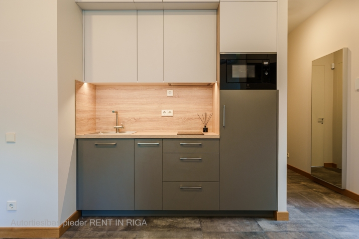 Sludinājumi. Sava mājiņa ar zaļo zonu Grīziņkalnā!  Piedāvājam īrei pilnībā mēbelētu, jaunu un modernu kotedžu Cena: 1100 EUR/mēn Foto #8