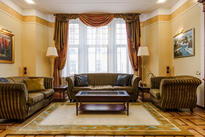 Объявление. Сдается в аренду уютная, качественно построенная и оборудованная 5-комнатная квартира в красивом Цена: 3500 EUR/мес. Foto #1