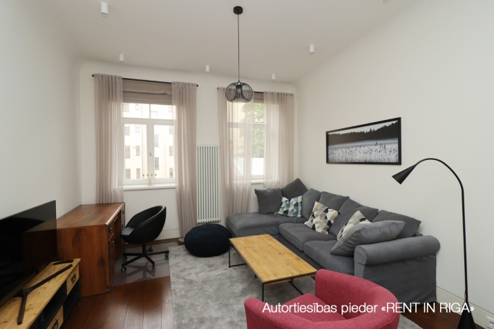 Sludinājumi. Tiek pārdots gaišs, plašs divu istabu dzīvoklis jaunajā projektā J5.   Augstvērīgs remonts un Cena: 260000 EUR Foto #1