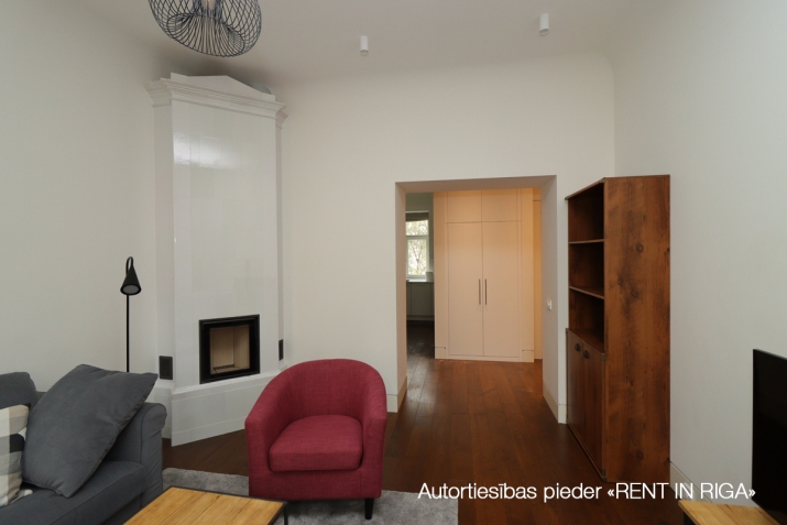 Sludinājumi. Tiek pārdots gaišs, plašs divu istabu dzīvoklis jaunajā projektā J5.   Augstvērīgs remonts un Cena: 260000 EUR Foto #2