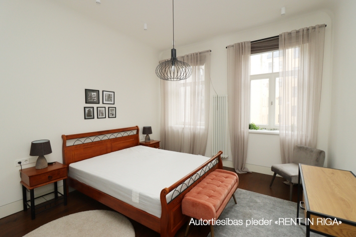 Sludinājumi. Tiek pārdots gaišs, plašs divu istabu dzīvoklis jaunajā projektā J5.   Augstvērīgs remonts un Cena: 260000 EUR Foto #3