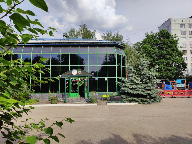 Sludinājumi. Pārdod atsevišķi stāvošu 2-stāvu ēku Imantā.  Kopš 2010.gada iznomāta bērnudārzam (ap 45 bērniem). Cena: 750000 EUR Foto #3