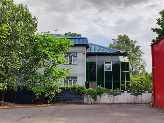 Sludinājumi. Pārdod atsevišķi stāvošu 2-stāvu ēku Imantā.  Kopš 2010.gada iznomāta bērnudārzam (ap 45 bērniem). Cena: 750000 EUR Foto #4