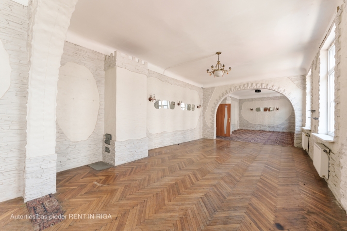 Объявление. Аренда офисного помещения напротив торгового центра Brnu pasaela.  Рядом расположены магазины, Цена: 650 EUR/мес. Foto #3