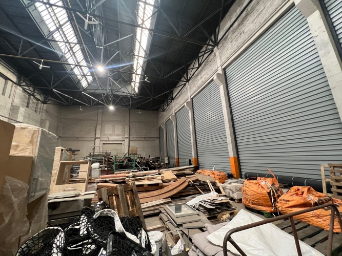 Объявление. Промышленные помещения с высокими потолками.   Бывшая территория \'Рижского вагоностроительного Цена: 6030 EUR/мес. Foto #3