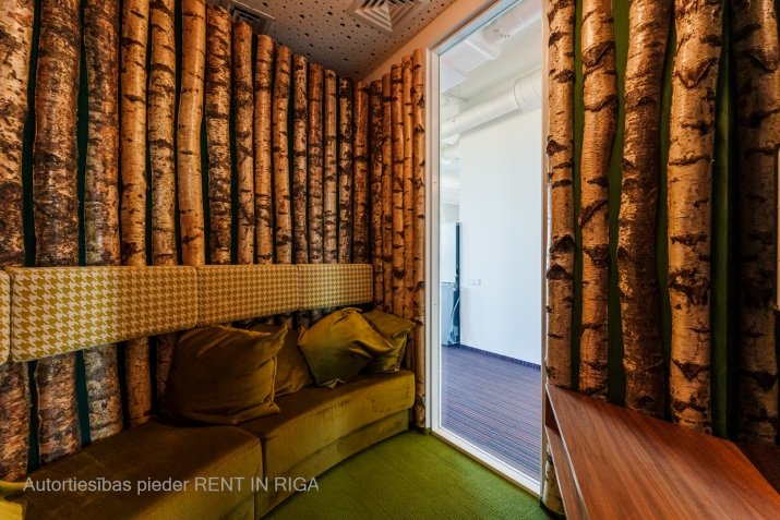 Объявление. Iznomā 721 m2 plašas biroja telpas 5. stāvā mūsdienīgā B klases biroju ēkā Pļavniekos, rajonā ar Цена: 7571 EUR/мес. Foto #9