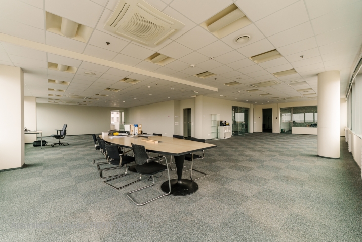 Объявление. Предлагается просторный офис в здании Валтерс - Новая Тейка!  Текущий план представляет собой офис Цена: 5170 EUR/мес. Foto #5