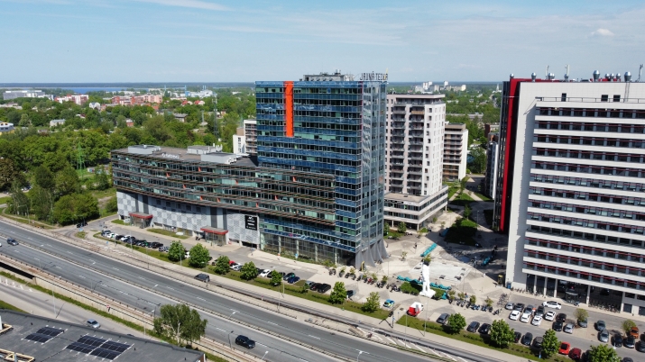 Объявление. Предлагается просторный офис в здании Валтерс - Новая Тейка!  Текущий план представляет собой офис Цена: 5170 EUR/мес. Foto #1