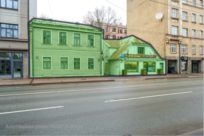 Объявление. Предлагаются к продаже два исторических здания напротив парка Зиедоньдарзс.  Состав имущества:  Цена: 295000 EUR Foto #2