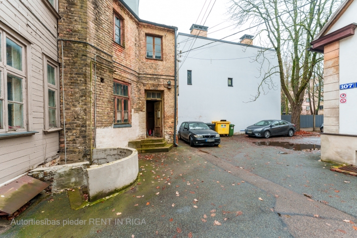 Объявление. Предлагаются к продаже два исторических здания напротив парка Зиедоньдарзс.  Состав имущества:  Цена: 295000 EUR Foto #6