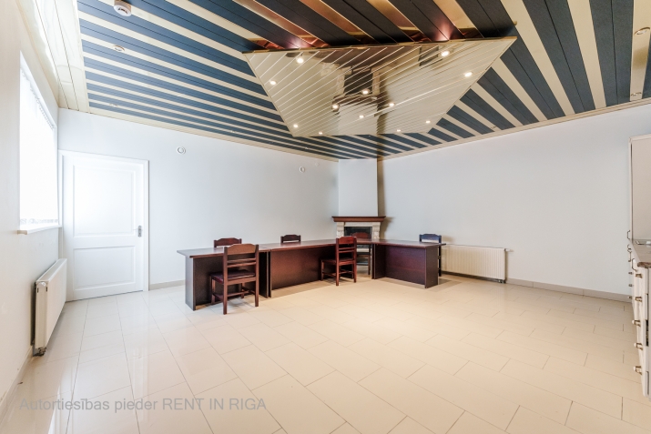 Sludinājumi. Izīrē plašas un gaišas telpas Rīgā, Ganību dambī 22  + Īres cenā iekļauti komunālie maksājumi un Cena: 750 EUR/mēn Foto #5