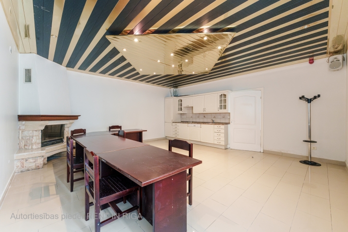 Sludinājumi. Izīrē plašas un gaišas telpas Rīgā, Ganību dambī 22  + Īres cenā iekļauti komunālie maksājumi un Cena: 750 EUR/mēn Foto #7