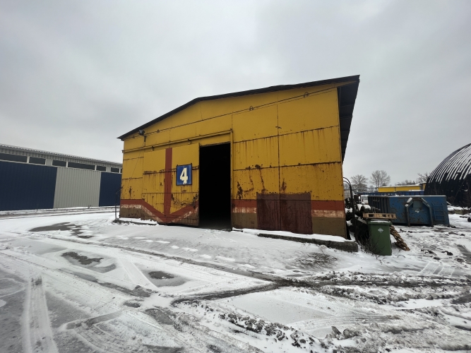 Объявление. Неотапливаемые складские помещения в Саркандаугаве  Площадь склада: 258 м (половина ангара). В Цена: 645 EUR/мес. Foto #5