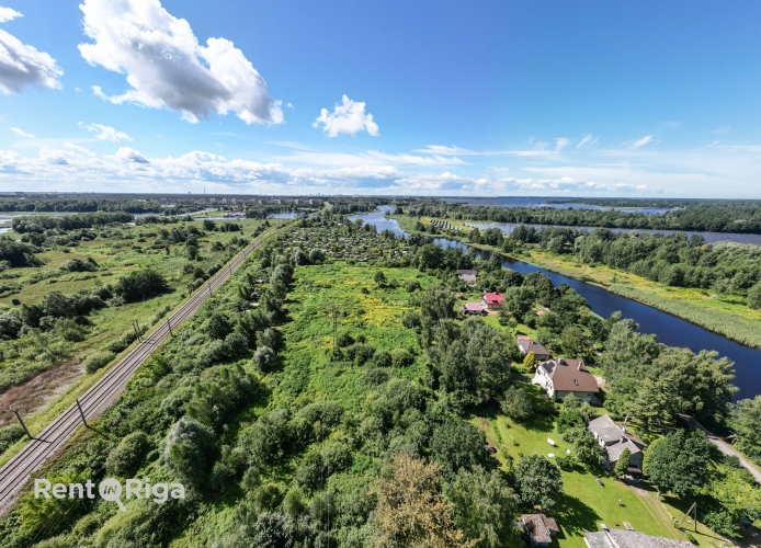 Sludinājumi. Zemesgabals ar kopējo platību 4,1367 ha atrodas savrupmāju apbūves teritorija (DzS1).  Īpašums Cena: 351700 EUR Foto #5