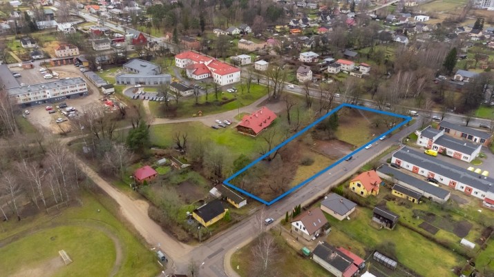 Sludinājumi. Zemesgabals ar kopējo platību 5629 kv.m. atrodas teritoriālā zonējumā Publiskās apbūves teritorija Cena: 135000 EUR Foto #4