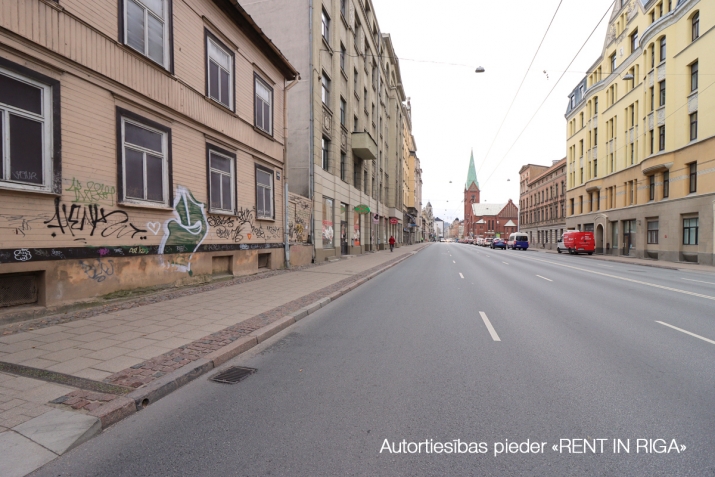 Объявление. Имущество с проектом реновации, Бривибас 140, центр Риги  Планировка:  9x 2-комнатных квартиры Цена: 159500 EUR Foto #7