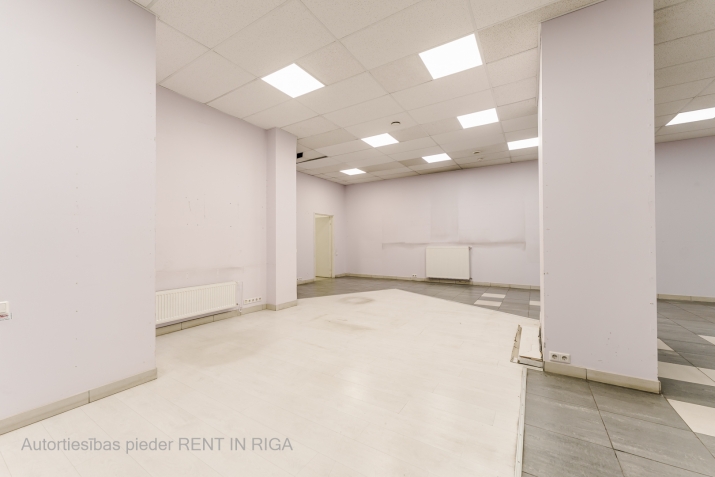 Объявление. \'STOCK OFFICE\' - помещение. Склад/офис и магазин в одном месте.  Планировка: + Общая площадь: 228 Цена: 1482 EUR/мес. Foto #3