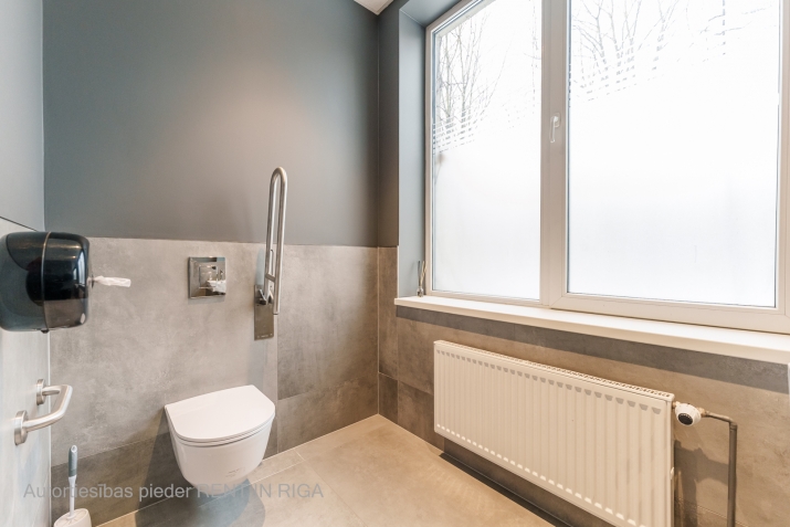 Объявление. Сдаётся в аренду коворкинг кабинет в современном и удобном бизнес-центре!  Арендная плата: + 526 Цена: 832 EUR/мес. Foto #9