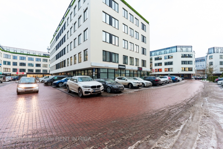 Sludinājumi. Iznomā offisa kabinetu modernā un ērtā biznesa centrā!  Nomas maksa:  + Platība: 33.6 m.  Cena: 302 EUR/mēn Foto #7