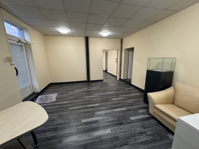 Объявление. Atsevišķi stāvošā ēka un zemes gabals Āgenskalnā.  + Būves kopējā platība 100.8 m2; + Zemes gabala Цена: 92000 EUR Foto #3