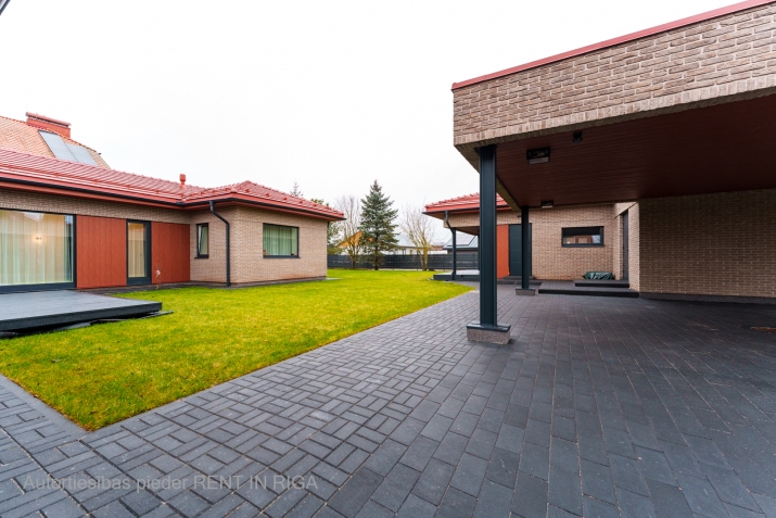 Sludinājumi. Tiek pārdota vienstāvīga, jauna un energoefektīva privātmāja ar pirts ēku un iekoptu pagalmu Cena: 650000 EUR Foto #3