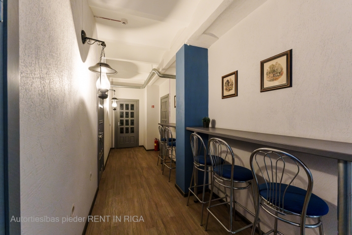 Sludinājumi. Biroja noma  Ģertrūdes iela 63B  Platība: 180 m. Stāvs: 0. stāvs. Ieeja: Privāta ieeja telpās, kas Cena: 900 EUR/mēn Foto #5