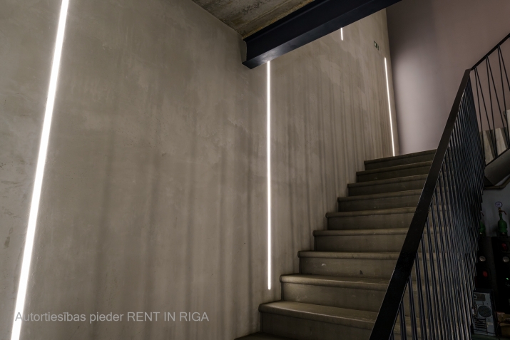 Sludinājumi. Multifunkcionāls komplekss izcilā stāvoklī.  Komplekss sastāv no sekojošām platībām:  * Apsildāmas Cena: 1.8e+06 EUR Foto #9