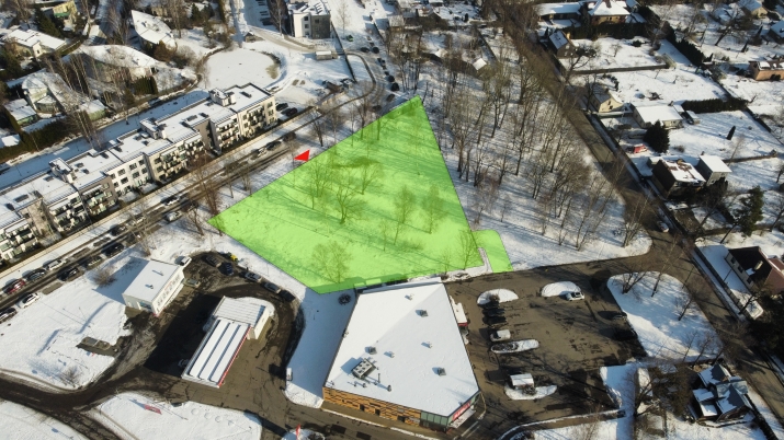 Объявление. Земельный участок на улице Скринес 1 Фасад выходит на улицу Юркалнес.  + Площадь земельного участка Цена: 595000 EUR Foto #2