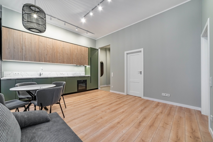 Sludinājumi. Lieliska iespēja iegādāties dzīvokli vienā no pievilcīgākajiem Rīgas rajoniem - Āgenskalnā! Cena: 135000 EUR Foto #5