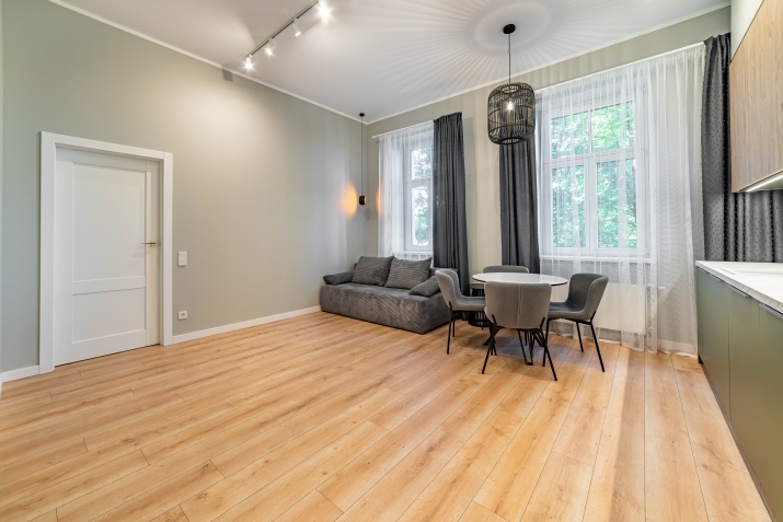 Sludinājumi. Lieliska iespēja iegādāties dzīvokli vienā no pievilcīgākajiem Rīgas rajoniem - Āgenskalnā! Cena: 159700 EUR Foto #4