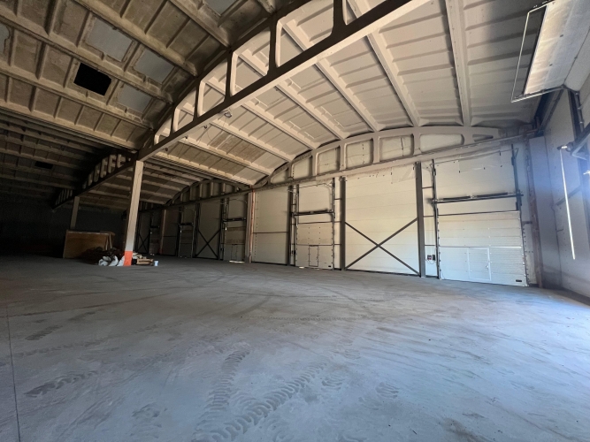 Sludinājumi. Apkurināmās ražošanas/noliktavas bez apkures.  Ir iespējams ierīkot apkuri. Birojs, ģērbtuve, Cena: 8640 EUR/mēn Foto #6