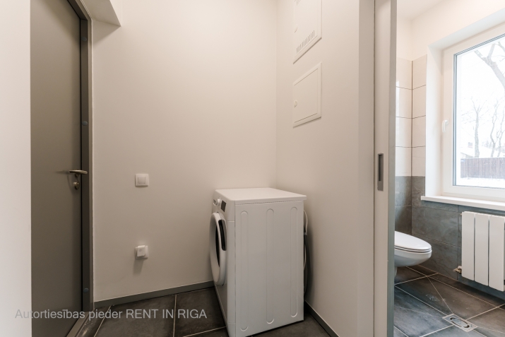 Sludinājumi. Jauns Studio tipa dzīvoklis Ziepniekkalnā.  Piedāvājumā mēbelēts dzīvoklis ar pilnu, kvalitatīvu Cena: 59000 EUR Foto #5