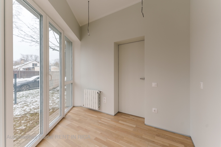 Sludinājumi. Jauns 2-Istabu dzīvoklis Ziepniekkalnā ar Stāvvietu iekšpagalmā.  Piedāvājumā dzīvoklis ar pilnu, Cena: 115000 EUR Foto #3