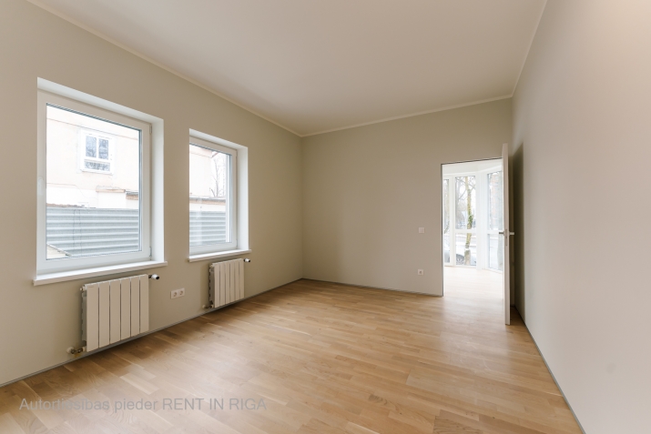 Sludinājumi. Jauns 2-Istabu dzīvoklis Ziepniekkalnā ar Stāvvietu iekšpagalmā.  Piedāvājumā dzīvoklis ar pilnu, Cena: 115000 EUR Foto #4