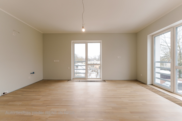 Sludinājumi. Jauns, pārdomāta plānojuma, 4-istabu dzīvoklis Ziepniekkalnā.  Cenā iekļauta autostāvvieta mājas Cena: 199000 EUR Foto #3