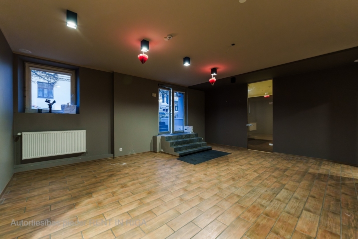 Sludinājumi. Piedāvājam uz nomu modernas komerctelpas ar kopējo platību 125 m prestižā Rīgas rajonā - Klusajā Cena: 950 EUR/mēn Foto #3