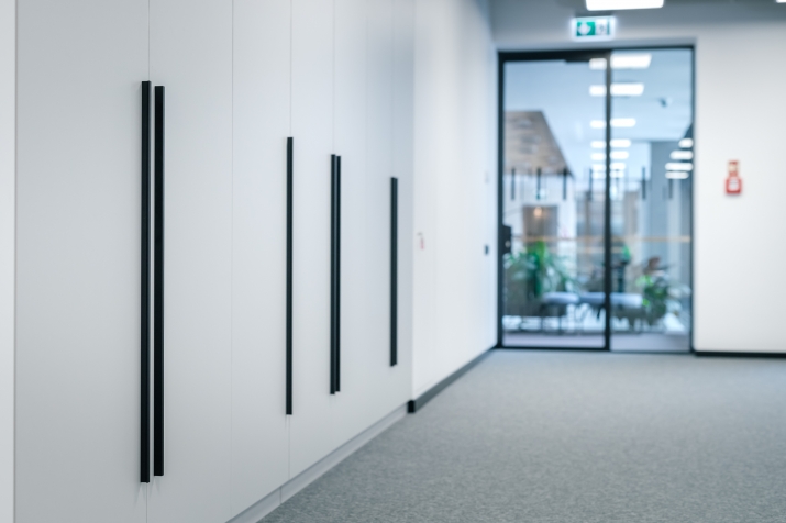 Sludinājumi. Biroju telpas A klases biroju ēkā Mežaparkā.  Telpām veikta kvalitatīva iekšējā apdare, stikla Cena: 5134 EUR/mēn Foto #8