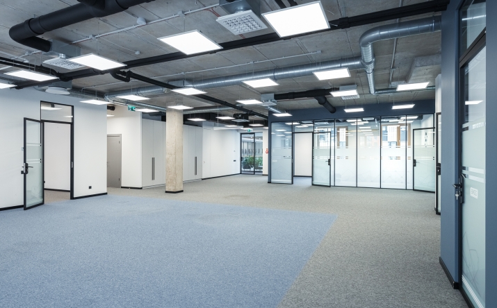 Sludinājumi. Biroju telpas A klases biroju ēkā Mežaparkā.  Telpām veikta kvalitatīva iekšējā apdare, stikla Cena: 5134 EUR/mēn Foto #7