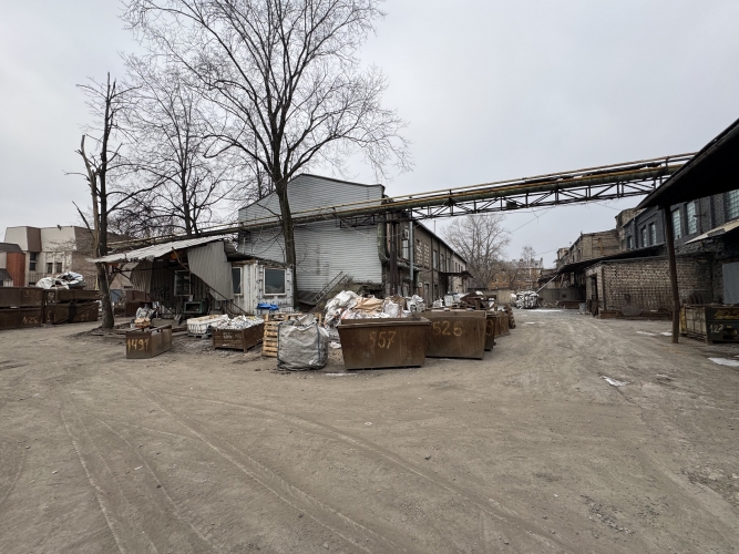 Объявление. Территория и производственные здания в Саркандаугаве.  Общая площадь зданий составляет 2337 м2; Цена: 1.3e+06 EUR Foto #7