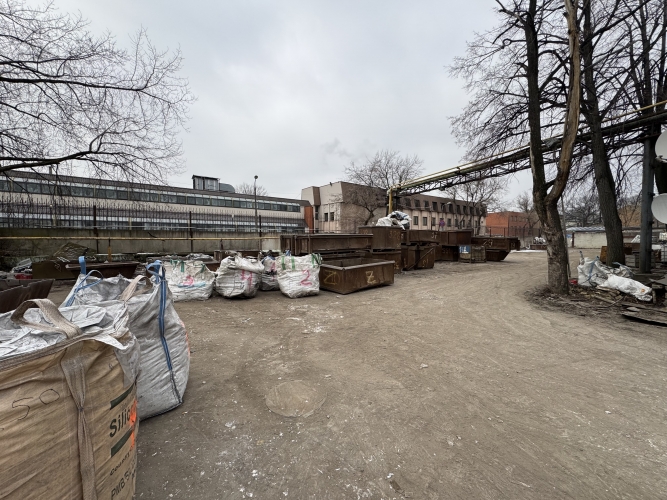 Объявление. Территория и производственные здания в Саркандаугаве.  Общая площадь зданий составляет 2337 м2; Цена: 1.3e+06 EUR Foto #9