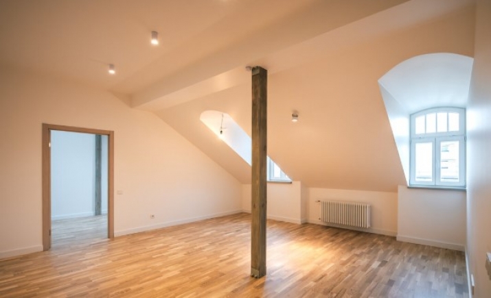 Sludinājumi. Piedāvājam Jums unikālu iespēju iegādāties augstākās kvalitātes mansarda dzīvokli ekskluzīvā Cena: 123000 EUR Foto #1