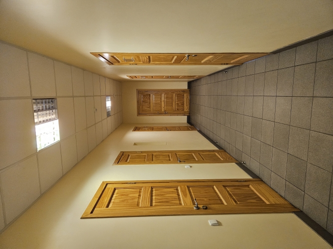 Sludinājumi. Pārdod īpašumu  450 m telpas, kas atrodas 2. stāvā divstāvu ēkā, kopā ar zemi. Īpašums atrodas Cena: 150000 EUR Foto #2