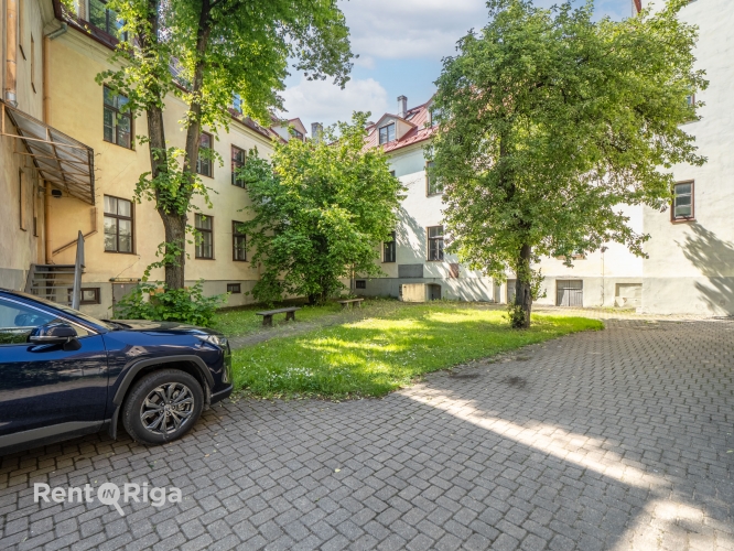 Sludinājumi. Ēku komplekss un zeme Vecrīgā.  (Kungu iela 34, Kalēju iela 78, 13.janvāra iela 25) Izsole. Drīz Cena: 2.01e+06 EUR Foto #7