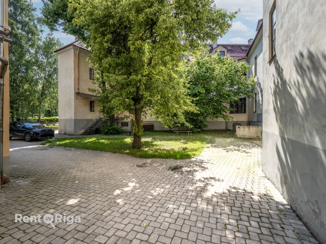 Sludinājumi. Ēku komplekss un zeme Vecrīgā.  (Kungu iela 34, Kalēju iela 78, 13.janvāra iela 25) Izsole. Drīz Cena: 2.01e+06 EUR Foto #8