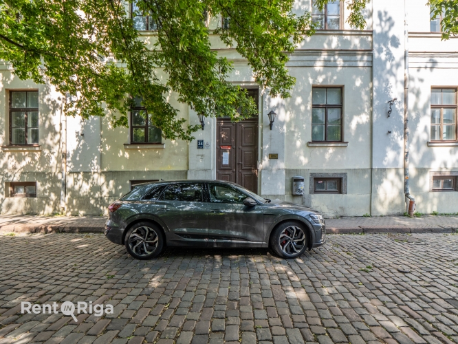 Sludinājumi. Ēku komplekss un zeme Vecrīgā.  (Kungu iela 34, Kalēju iela 78, 13.janvāra iela 25) Izsole. Drīz Cena: 2.01e+06 EUR Foto #2