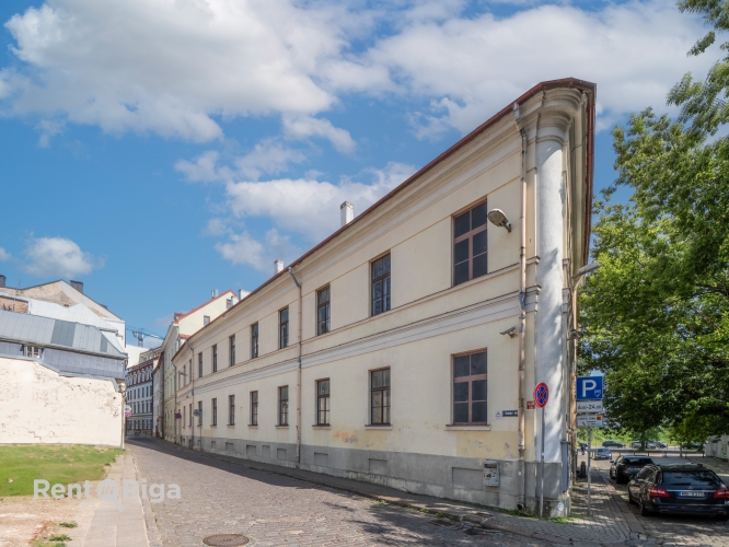 Sludinājumi. Ēku komplekss un zeme Vecrīgā.  (Kungu iela 34, Kalēju iela 78, 13.janvāra iela 25) Izsole. Drīz Cena: 2.01e+06 EUR Foto #4