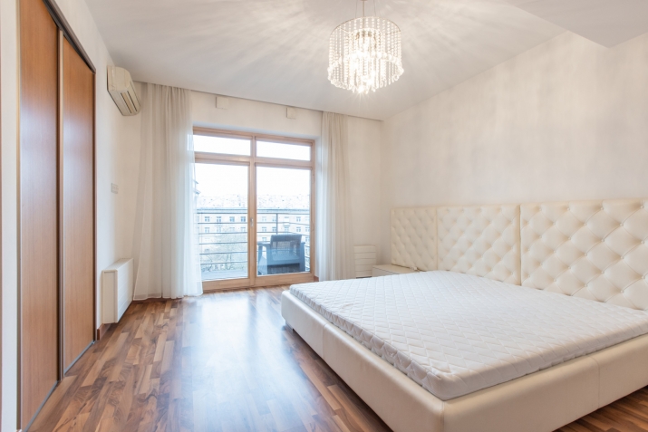 Sludinājumi. Pārdod plašu un mūsdienīgu 3 istabu dzīvokli ekskluzīvajā projektā \'Šokolāde\' Rīgas centrā!  Cena: 295000 EUR Foto #5