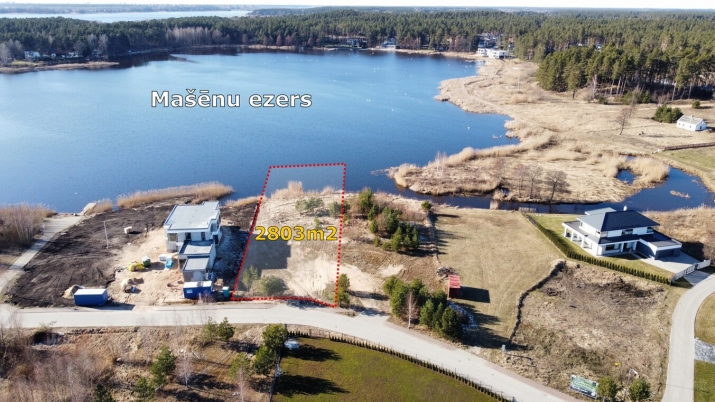 Sludinājumi. Piedāvājumā ekskluzīvs un ainavisks zemesgabals pie paša Mašēnu ezera - Berģos!  Saulrieti, ūdens, Cena: 245000 EUR Foto #1